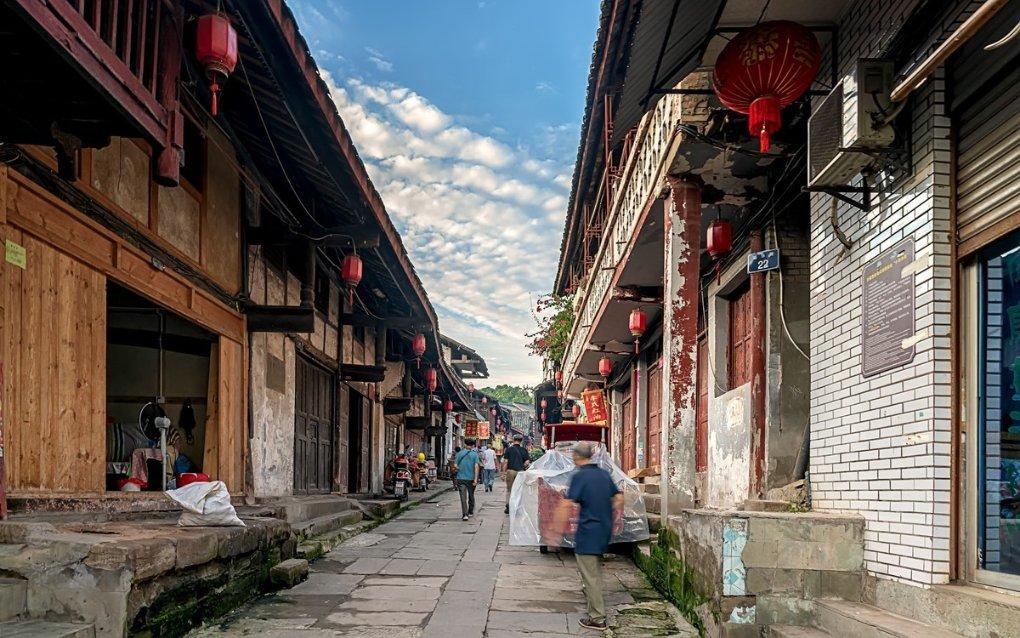 水泥地已经成型猫能不能抓出抓痕？